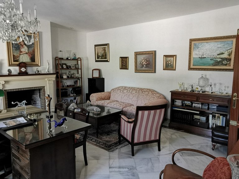Villa for Sale in Estepona, Malaga 33