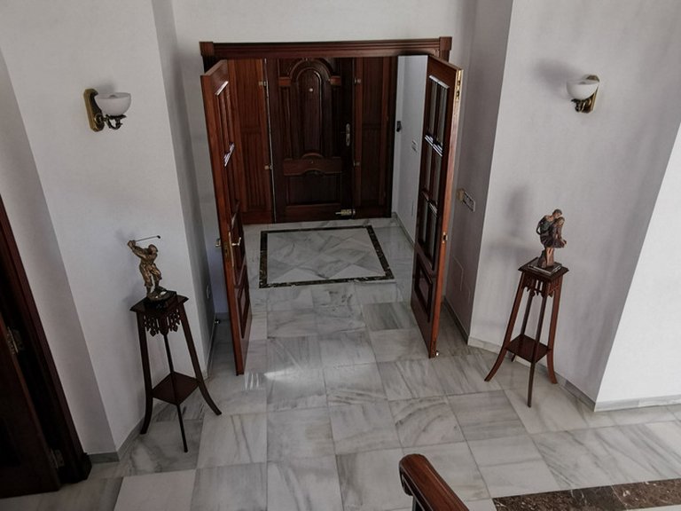 Villa for Sale in Estepona, Malaga 34
