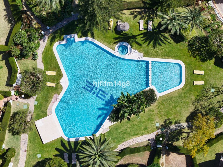 Apartment for Sale in Nueva Andalucía, Malaga 24