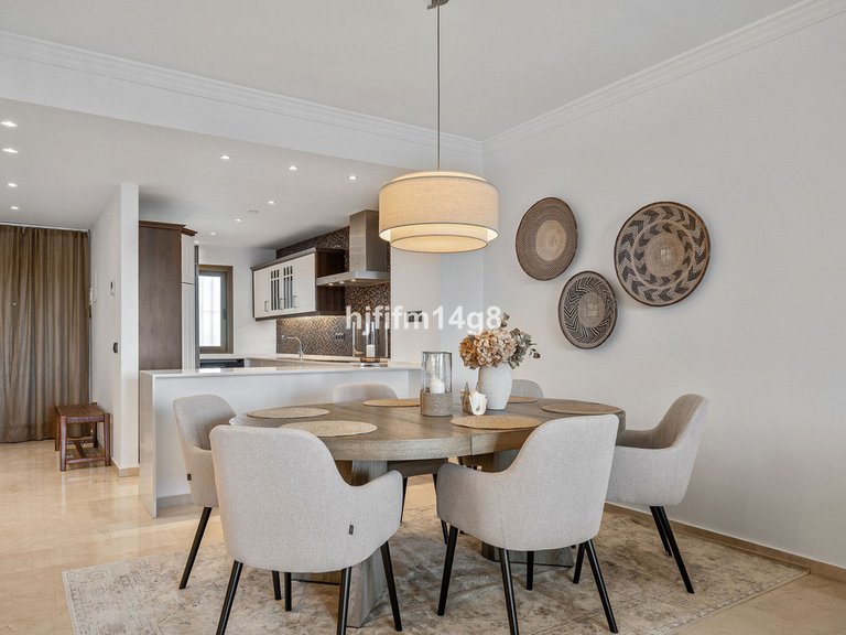 Apartment for Sale in Nueva Andalucía, Malaga 6