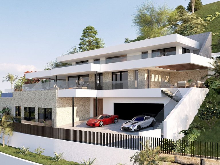 Plot for Sale in La Quinta, Malaga 1