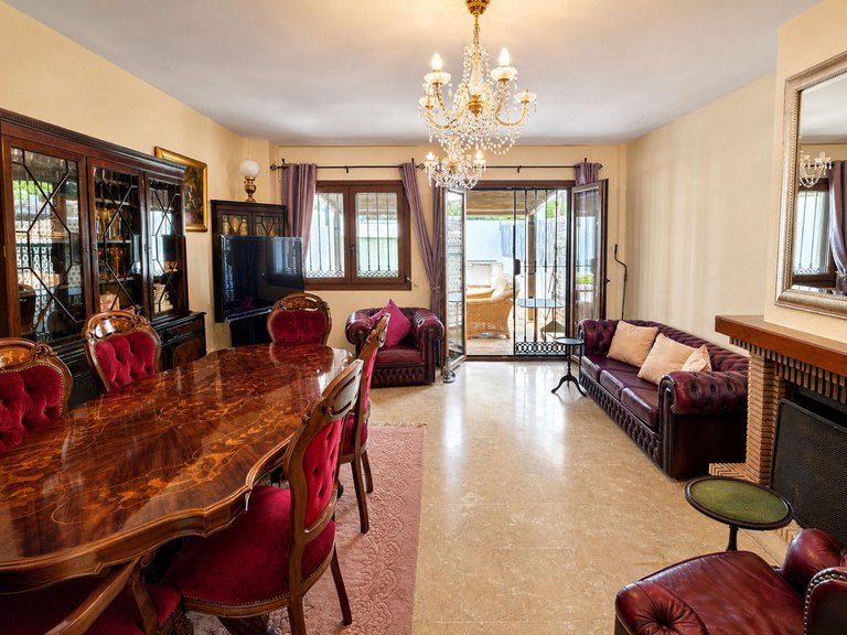 Villa for Sale in La Duquesa, Malaga 16