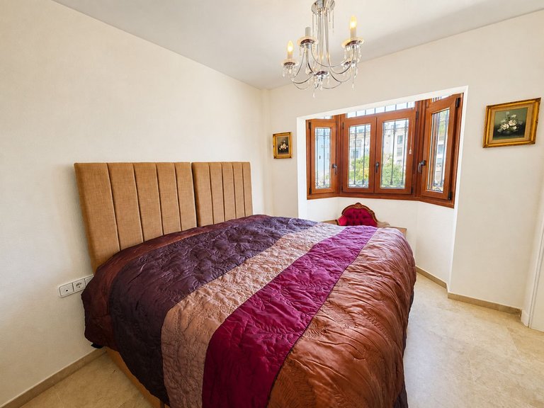 Villa for Sale in La Duquesa, Malaga 28