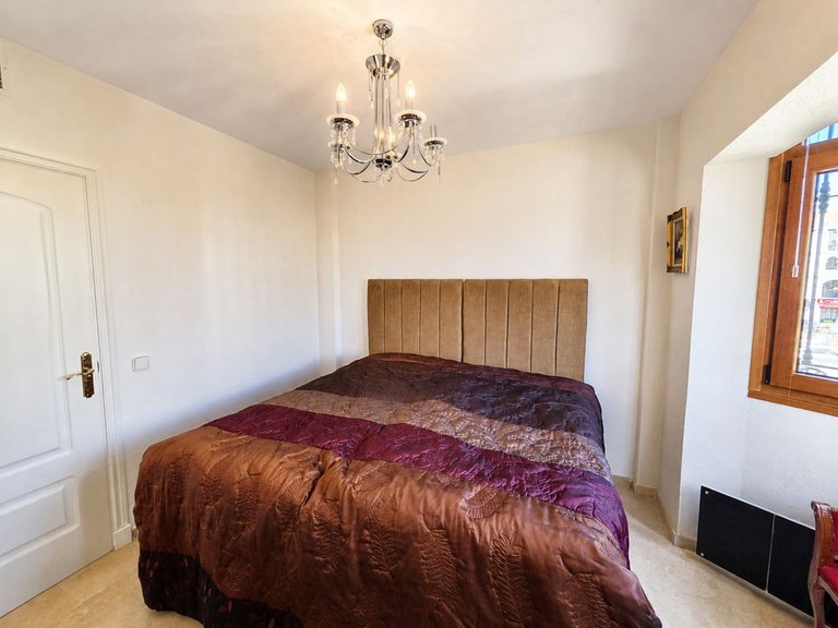 Villa for Sale in La Duquesa, Malaga 30