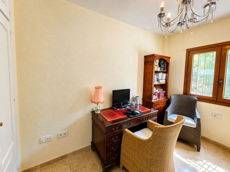 Villa for Sale in La Duquesa, Malaga 34