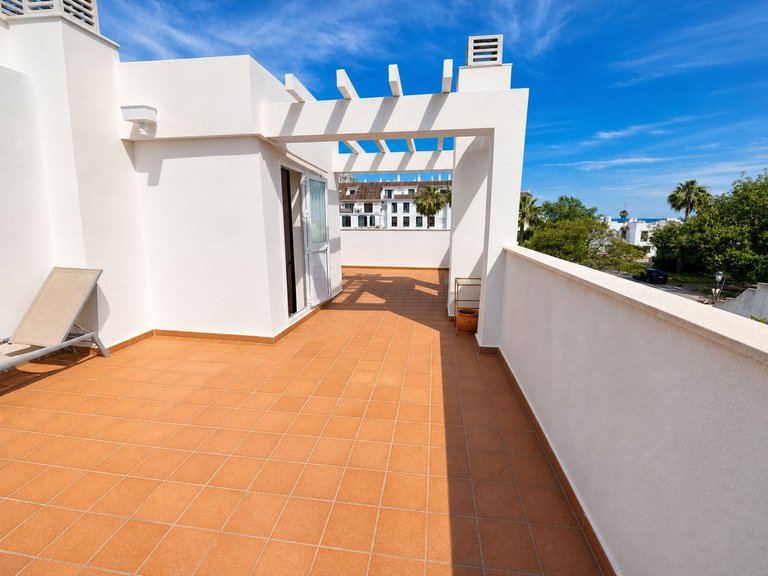 Villa for Sale in La Duquesa, Malaga 42