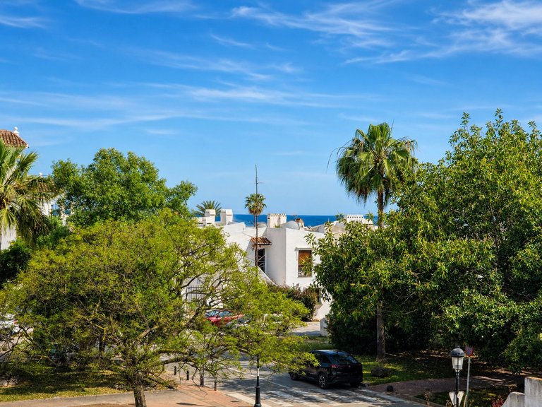 Villa for Sale in La Duquesa, Malaga 43