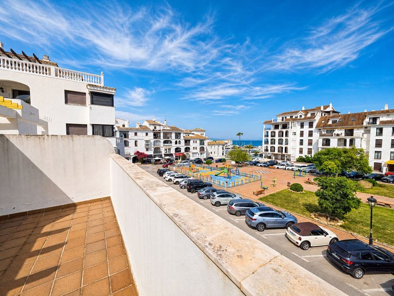 Villa for Sale in La Duquesa, Malaga 45