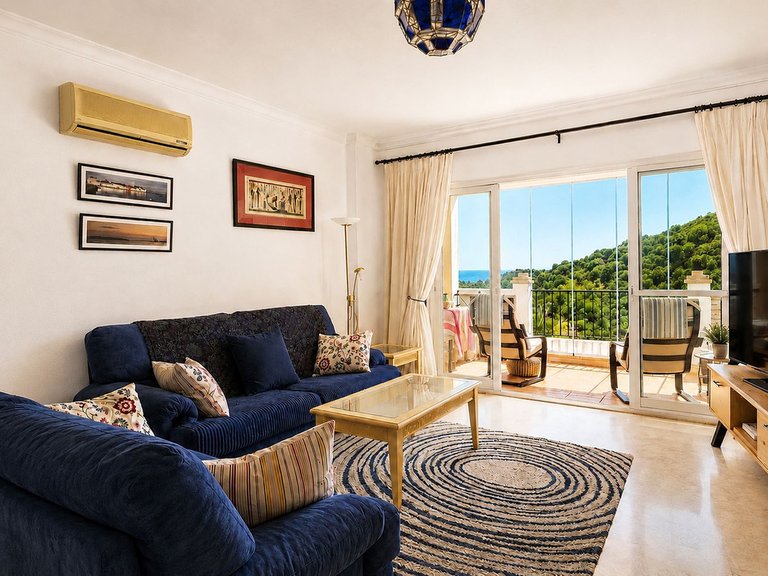 Apartment for Sale in Calahonda, Malaga 1