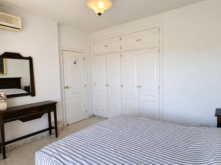 Apartment for Sale in Calahonda, Malaga 21