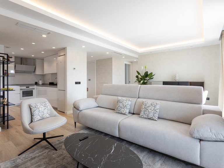 Apartment for Sale in Nueva Andalucía, Malaga 11