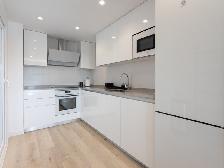 Apartment for Sale in Nueva Andalucía, Malaga 17