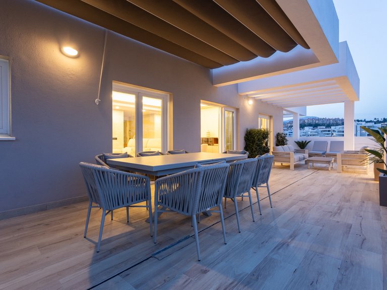 Apartment for Sale in Nueva Andalucía, Malaga 20