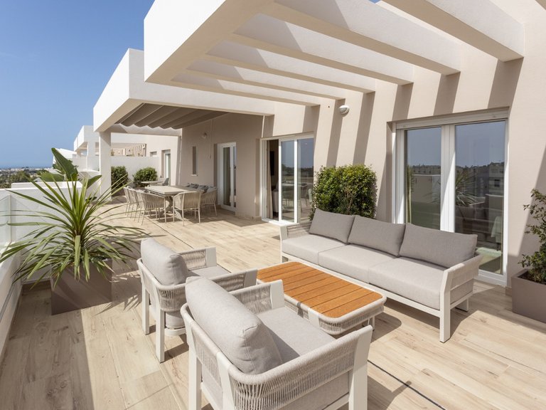 Apartment for Sale in Nueva Andalucía, Malaga 23