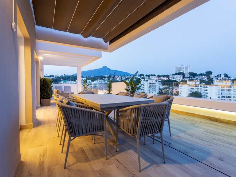 Apartment for Sale in Nueva Andalucía, Malaga 3