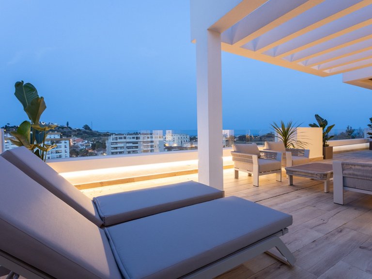 Apartment for Sale in Nueva Andalucía, Malaga 32