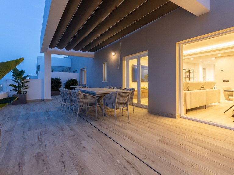 Apartment for Sale in Nueva Andalucía, Malaga 36