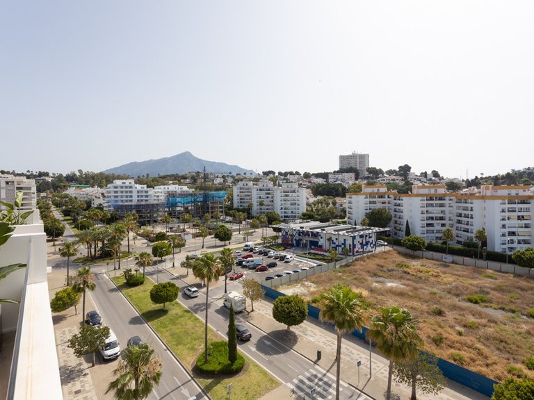 Apartment for Sale in Nueva Andalucía, Malaga 51