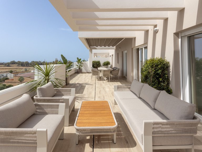 Apartment for Sale in Nueva Andalucía, Malaga 6