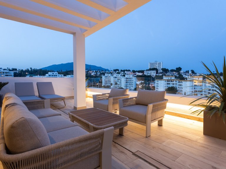 Apartment for Sale in Nueva Andalucía, Malaga 7