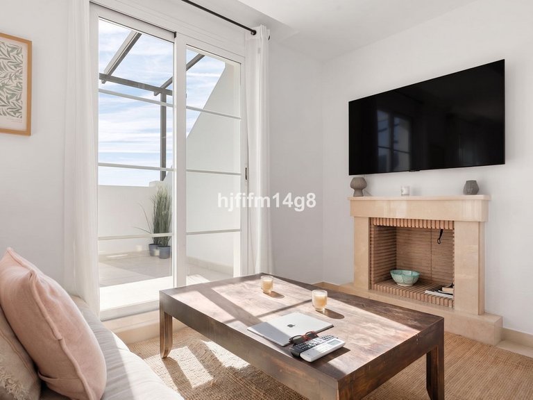 Apartment for Sale in Nueva Andalucía, Malaga 15