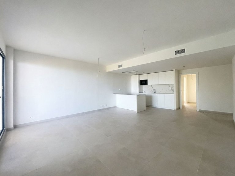 Apartment for Sale in Benalmadena, Malaga 8