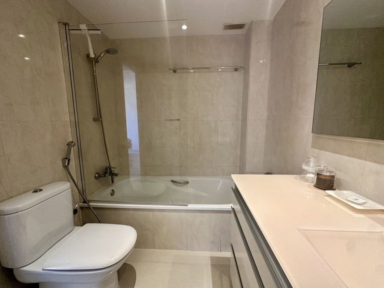 Apartment for Sale in Marbella, Malaga 13