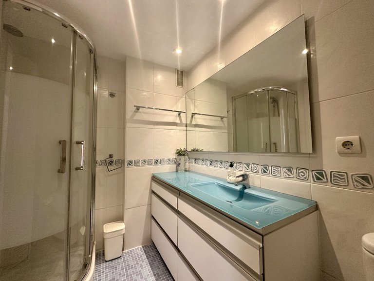 Apartment for Sale in Marbella, Malaga 8