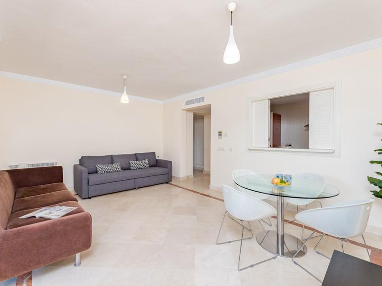 Apartment for Sale in Nueva Andalucía, Malaga 8