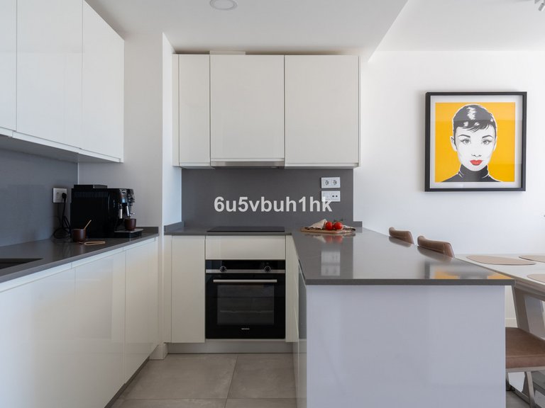 Apartment for Sale in Fuengirola, Malaga 12