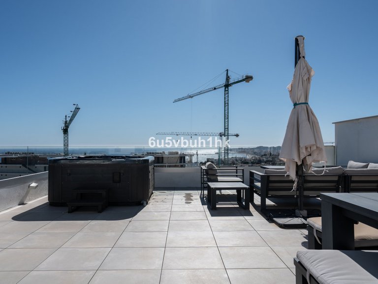 Apartment for Sale in Fuengirola, Malaga 26