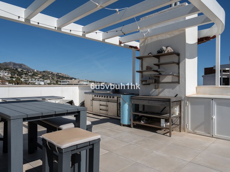 Apartment for Sale in Fuengirola, Malaga 4
