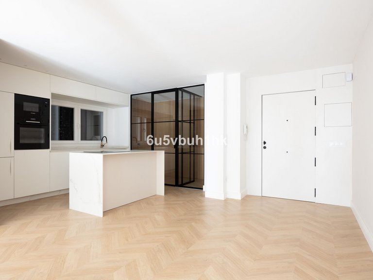 Apartment for Sale in Málaga, Malaga 8