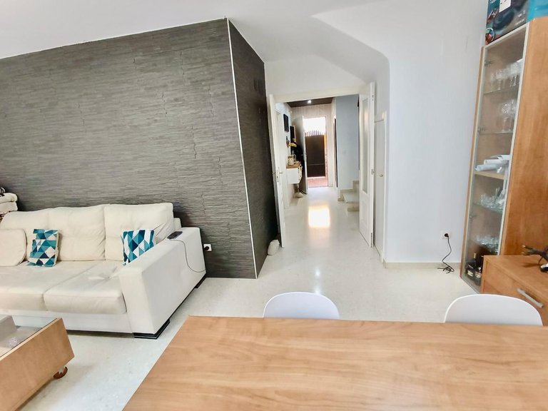 Villa for Sale in Alhaurín De La Torre, Malaga 5