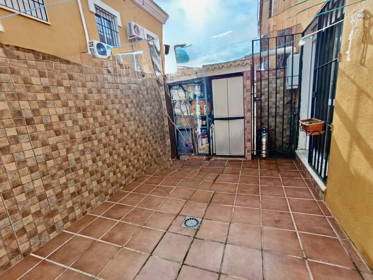 Villa for Sale in Alhaurín De La Torre, Malaga 9