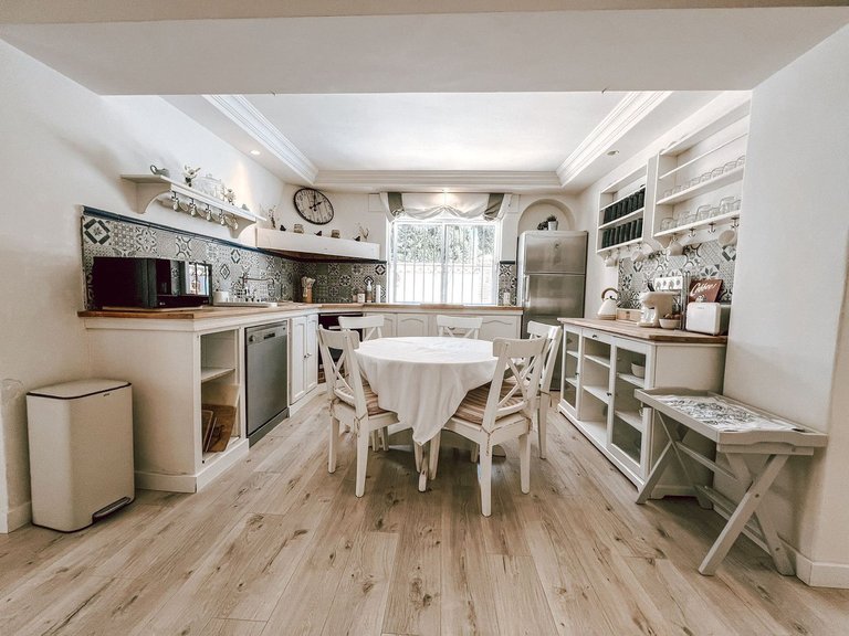 Villa for Sale in Nueva Andalucía, Malaga 10