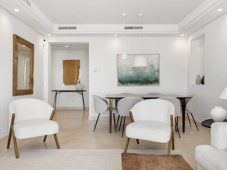 Apartment for Sale in Aloha, Malaga 10