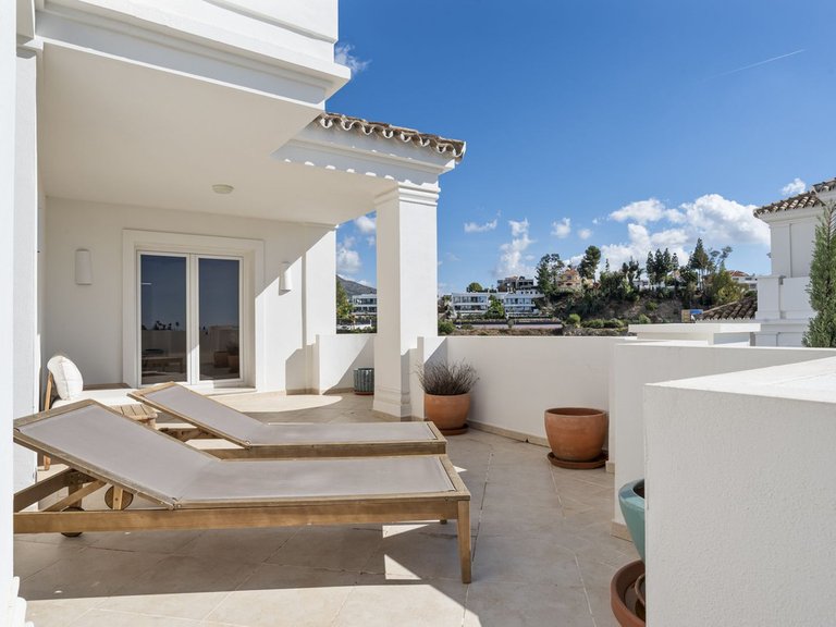 Apartment for Sale in Aloha, Malaga 15