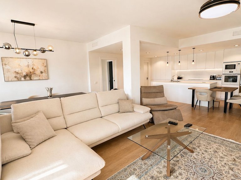 Apartment for Sale in San Pedro De Alcántara, Malaga 1