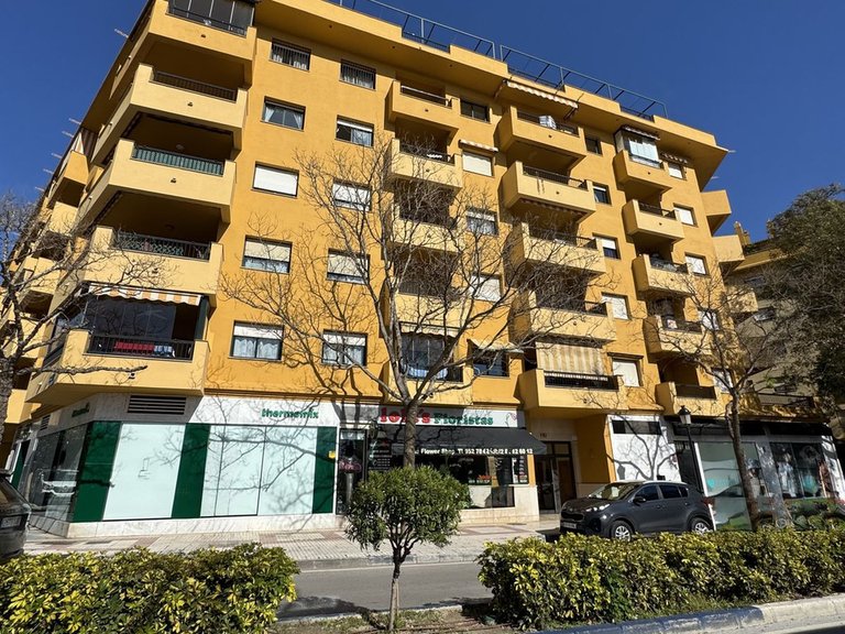 Apartment for Sale in San Pedro De Alcántara, Malaga 17