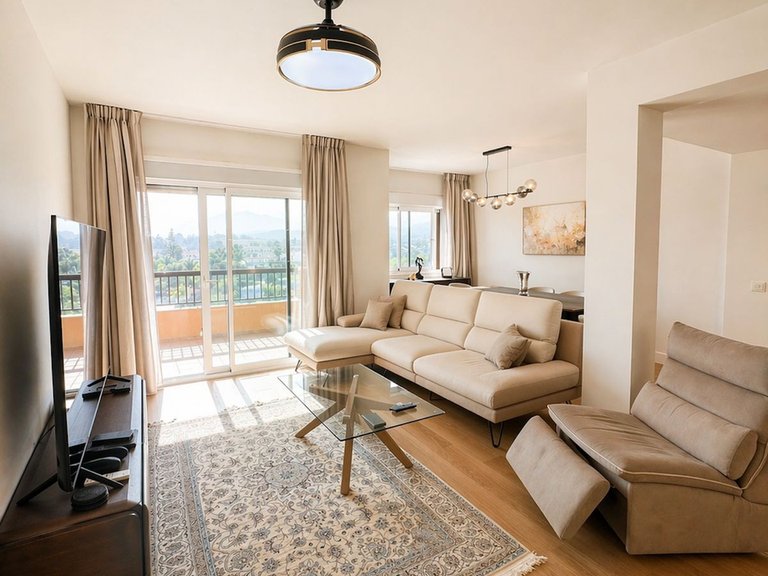 Apartment for Sale in San Pedro De Alcántara, Malaga 2