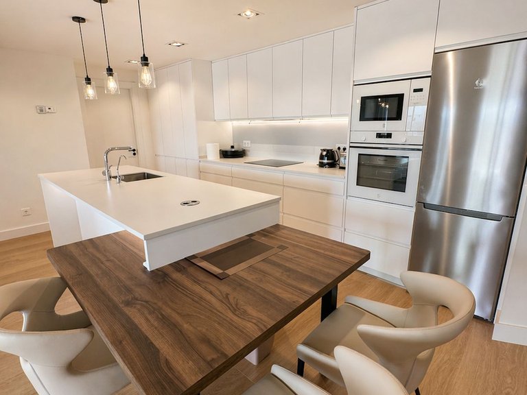 Apartment for Sale in San Pedro De Alcántara, Malaga 4