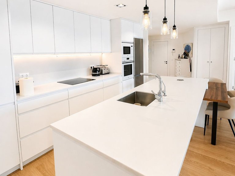 Apartment for Sale in San Pedro De Alcántara, Malaga 6