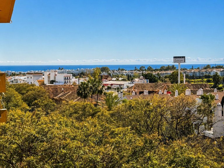 Apartment for Sale in San Pedro De Alcántara, Malaga 8