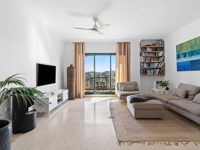 Apartment for Sale in Elviria, Malaga 9