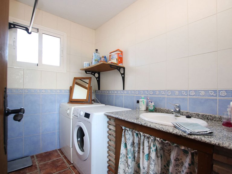 Villa for Sale in Coín, Malaga 26