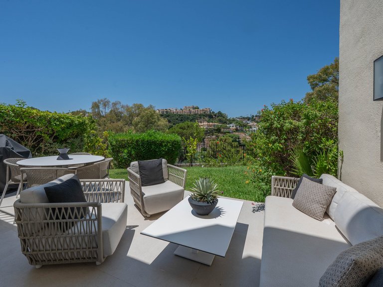 Villa for Sale in La Quinta, Malaga 27