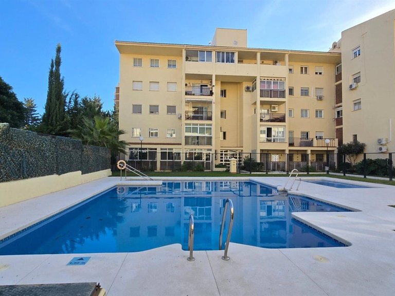 Apartment for Sale in Arroyo De La Miel, Malaga 24