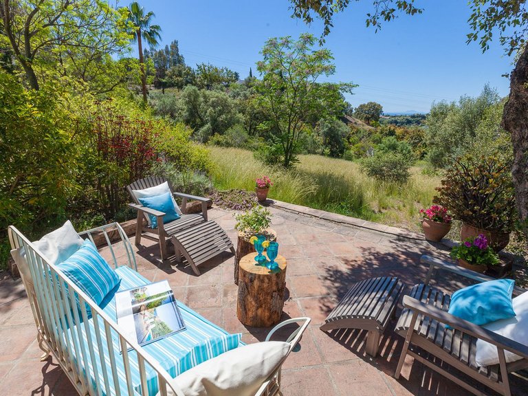 Villa for Sale in Estepona, Malaga 12