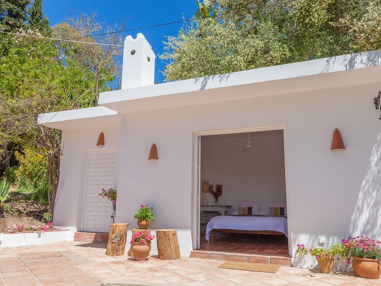 Villa for Sale in Estepona, Malaga 19